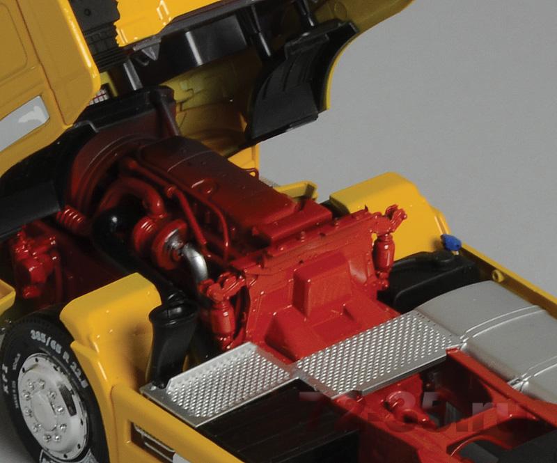 Седельный тягач IVECO Stralis Yellow Devil 3898_foto_motoreLR.jpg